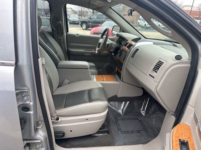 2008 Chrysler Aspen Limited