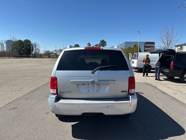 2008 Chrysler Aspen Limited