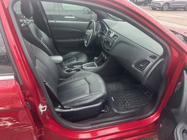 2013 Chrysler 200 Limited