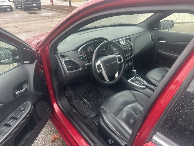 2013 Chrysler 200 Limited