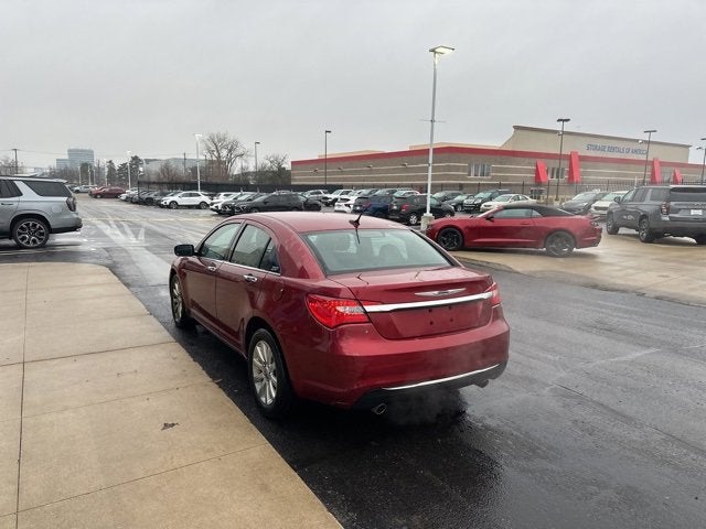 2013 Chrysler 200 Limited