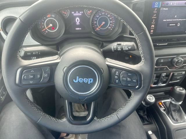 2025 Jeep Wrangler 4-Door Summit 4x4