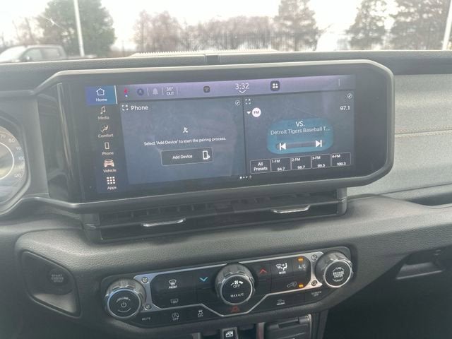2025 Jeep Wrangler 4-Door Summit 4x4