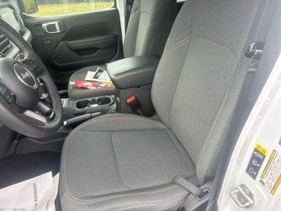 2025 Jeep Wrangler 4-Door Summit 4x4