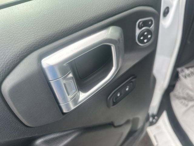 2025 Jeep Wrangler 4-Door Summit 4x4