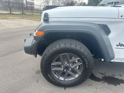 2025 Jeep Wrangler 4-Door Summit 4x4