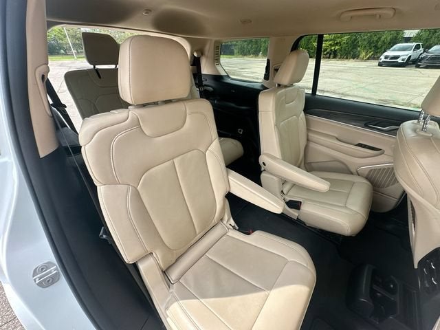 2022 Jeep Grand Cherokee L Limited 4x4