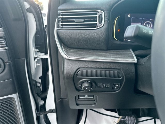 2023 Jeep Wagoneer Series II