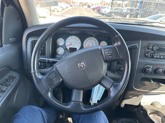 2004 Dodge Ram 1500 SLT