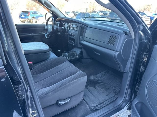 2004 Dodge Ram 1500 SLT