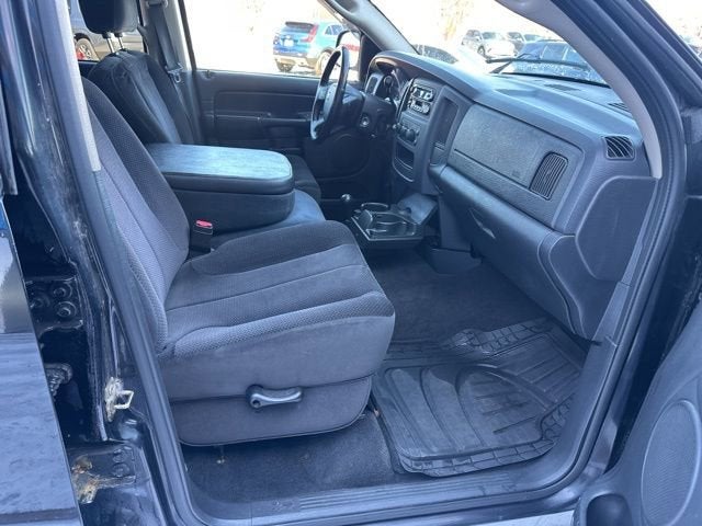 2004 Dodge Ram 1500 SLT
