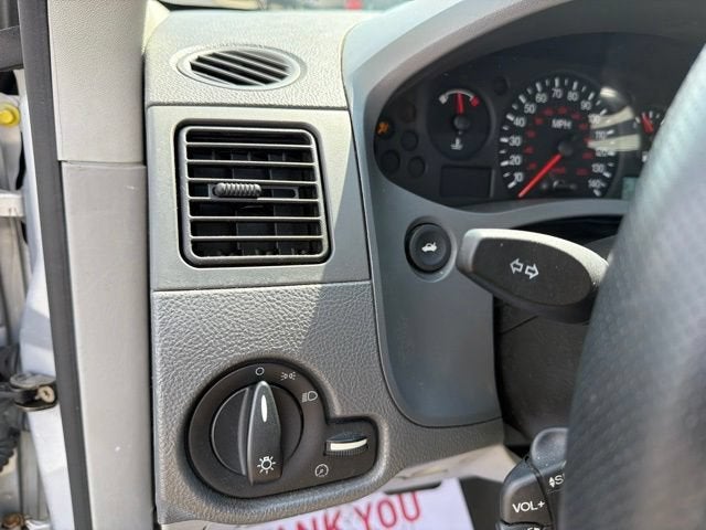 2005 Ford Focus S