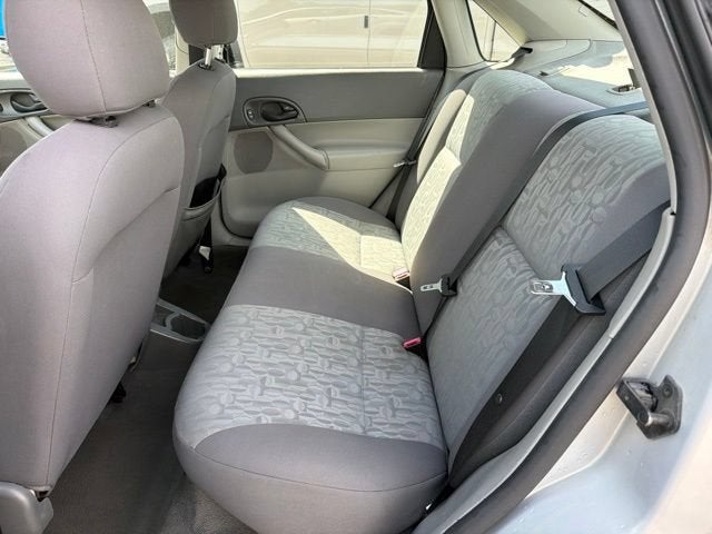 2005 Ford Focus S