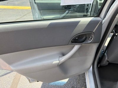 2005 Ford Focus S