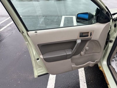 2010 Ford Focus S