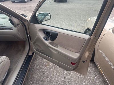 2002 Chevrolet Malibu LS