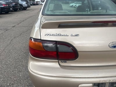 2002 Chevrolet Malibu LS