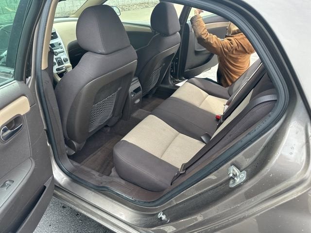 2010 Chevrolet Malibu LS w/1LS