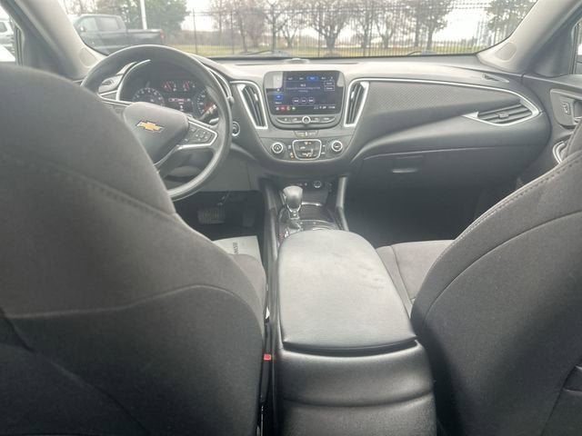 2022 Chevrolet Malibu LS