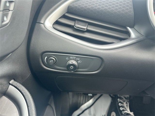 2022 Chevrolet Malibu LS