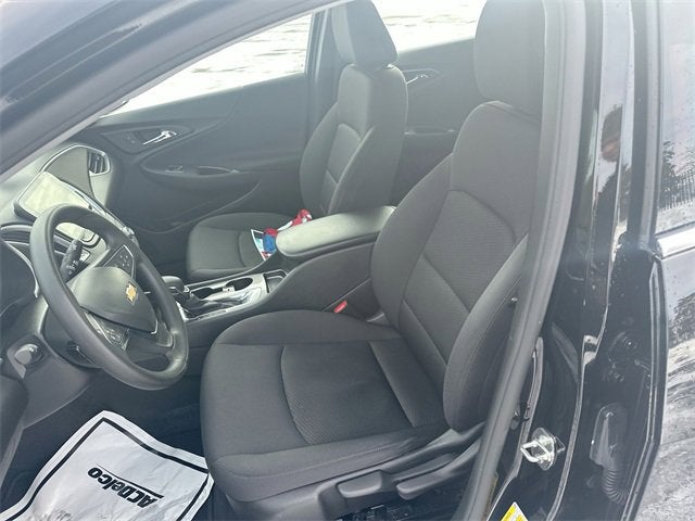 2022 Chevrolet Malibu LS