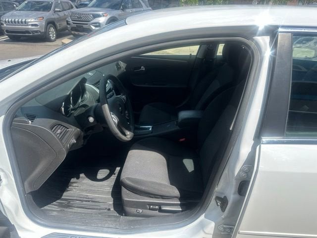 2012 Chevrolet Malibu LT w/1LT