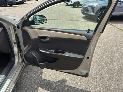 2011 Chevrolet Malibu LT w/1LT