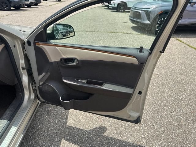 2011 Chevrolet Malibu LT w/1LT