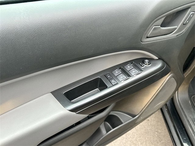 2022 Chevrolet Colorado WT