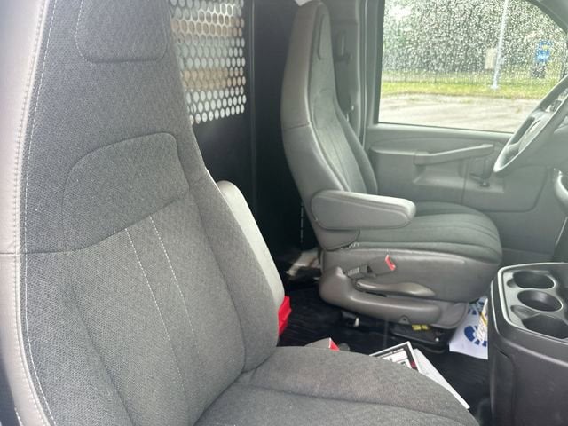 2024 Chevrolet Express Cargo 2500 WT
