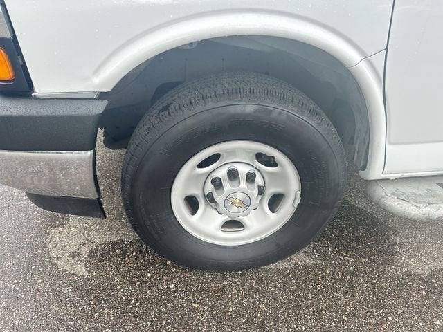 2024 Chevrolet Express Cargo 2500 WT