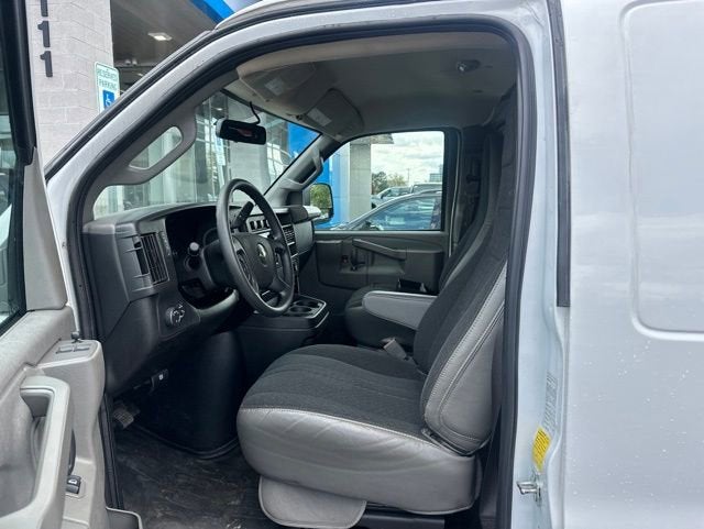 2024 Chevrolet Express Cargo 2500 WT