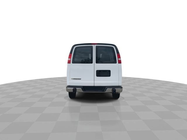 2024 Chevrolet Express Cargo 2500 WT