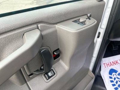 2025 Chevrolet Express Cargo WT