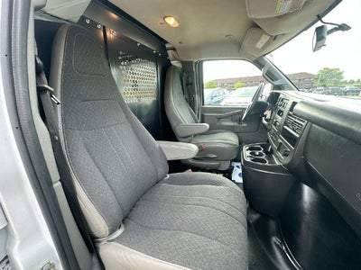2025 Chevrolet Express Cargo WT