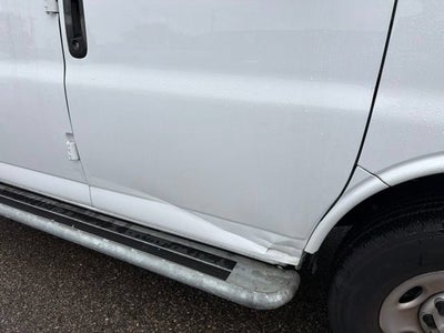 2025 Chevrolet Express Cargo WT