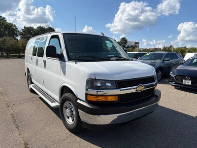 2025 Chevrolet Express Cargo WT