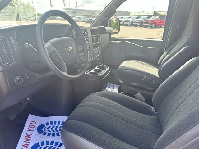 2024 Chevrolet Express Cargo 2500 WT