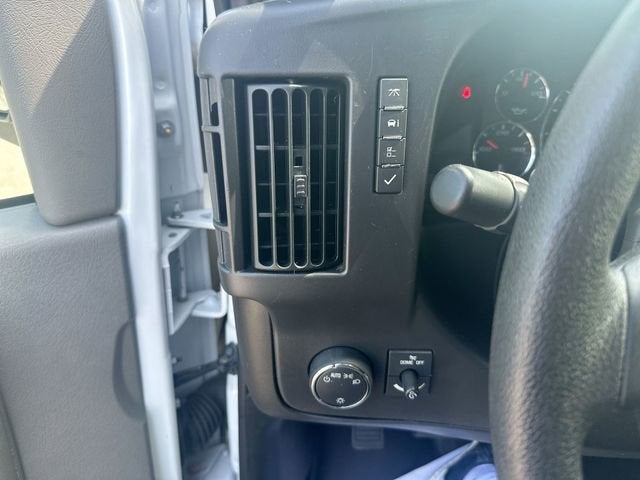 2024 Chevrolet Express Cargo 2500 WT