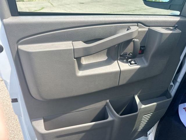 2024 Chevrolet Express Cargo 2500 WT