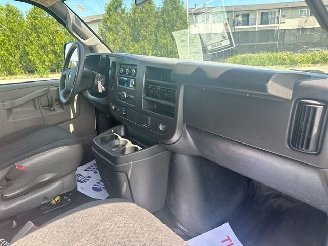 2024 Chevrolet Express Cargo 2500 WT