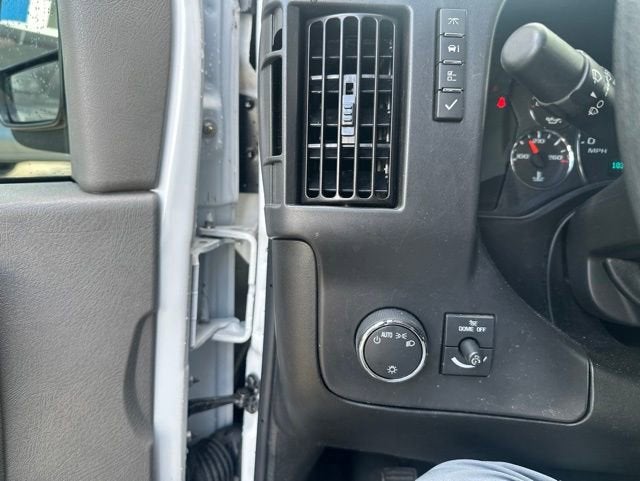 2024 Chevrolet Express Cargo 2500 WT
