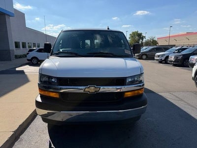 2025 Chevrolet Express Cargo WT