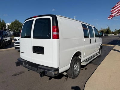 2025 Chevrolet Express Cargo WT