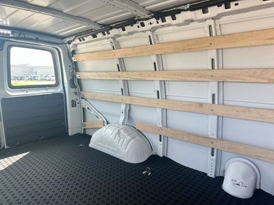 2025 Chevrolet Express Cargo WT