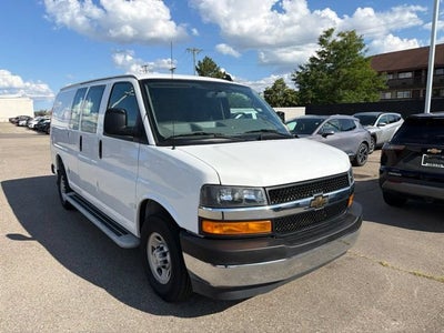 2025 Chevrolet Express Cargo WT