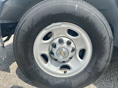 2025 Chevrolet Express Cargo WT