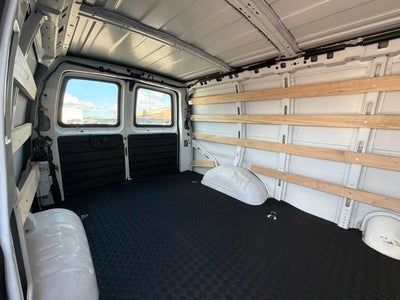 2025 Chevrolet Express Cargo WT