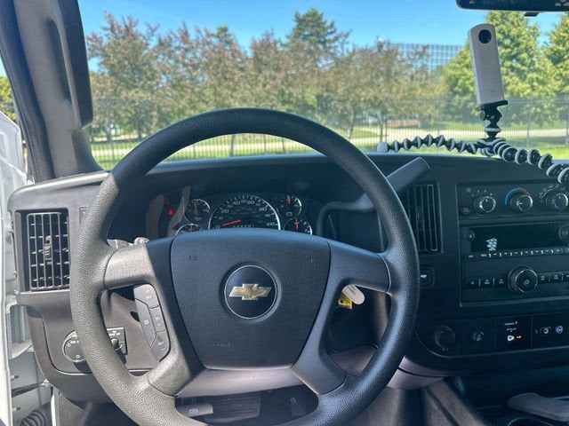 2024 Chevrolet Express Cargo 2500 WT
