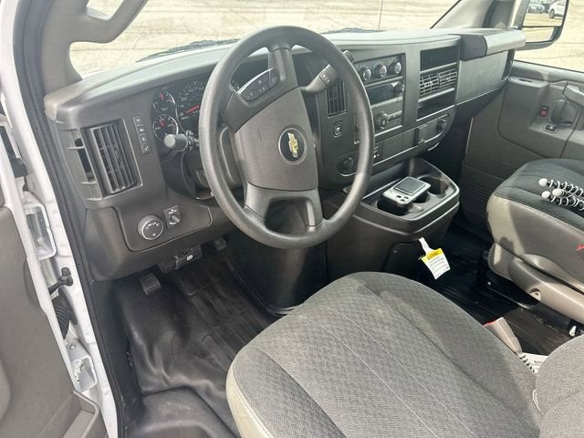 2024 Chevrolet Express Cargo 2500 WT